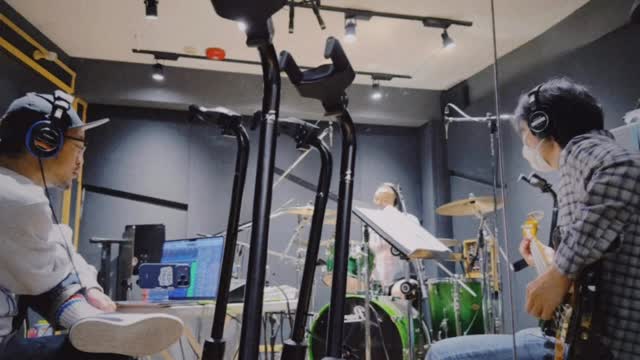 #diyrecording #grungeband #indieband