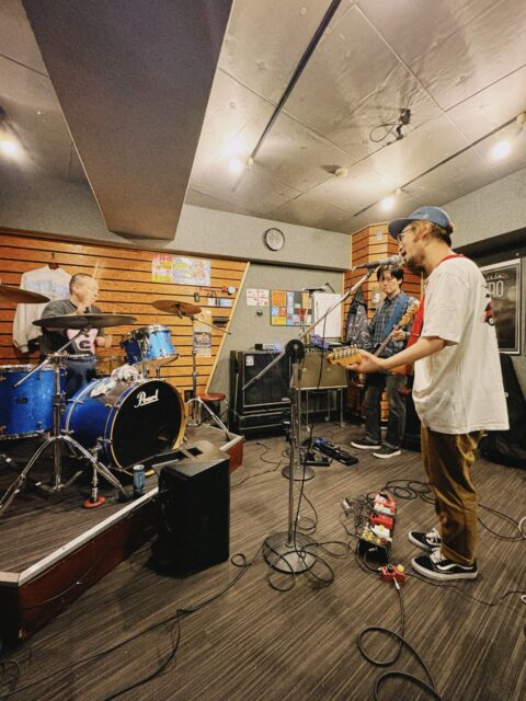 #indieband #nerddude #grunge #rehersalsession